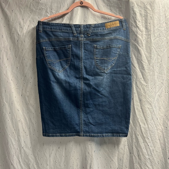 COPY - Soft & Stretchy Cute Denim Skirt - Picture 2 of 5